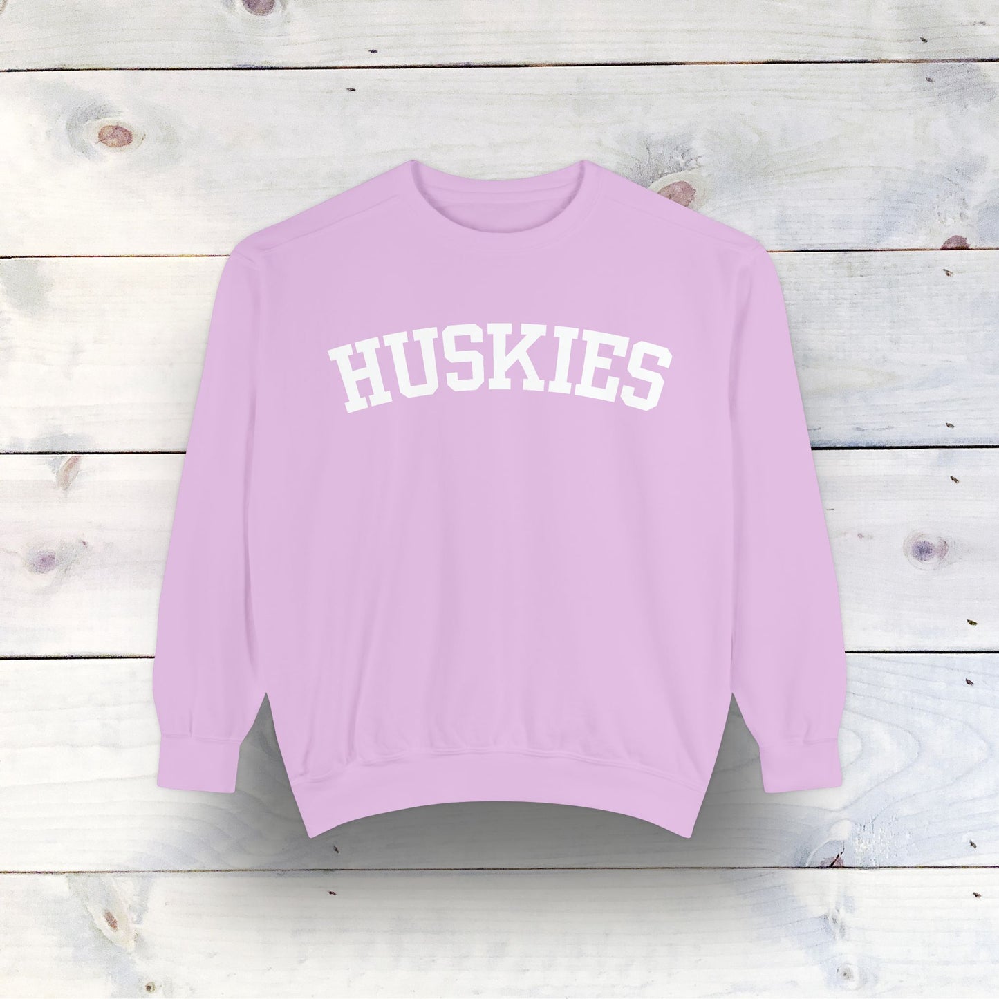 Eco-Friendly HUSKIES Garment-Dyed Sweatshirt - Sustainable Ring-Spun Cotton & Polyester Blend