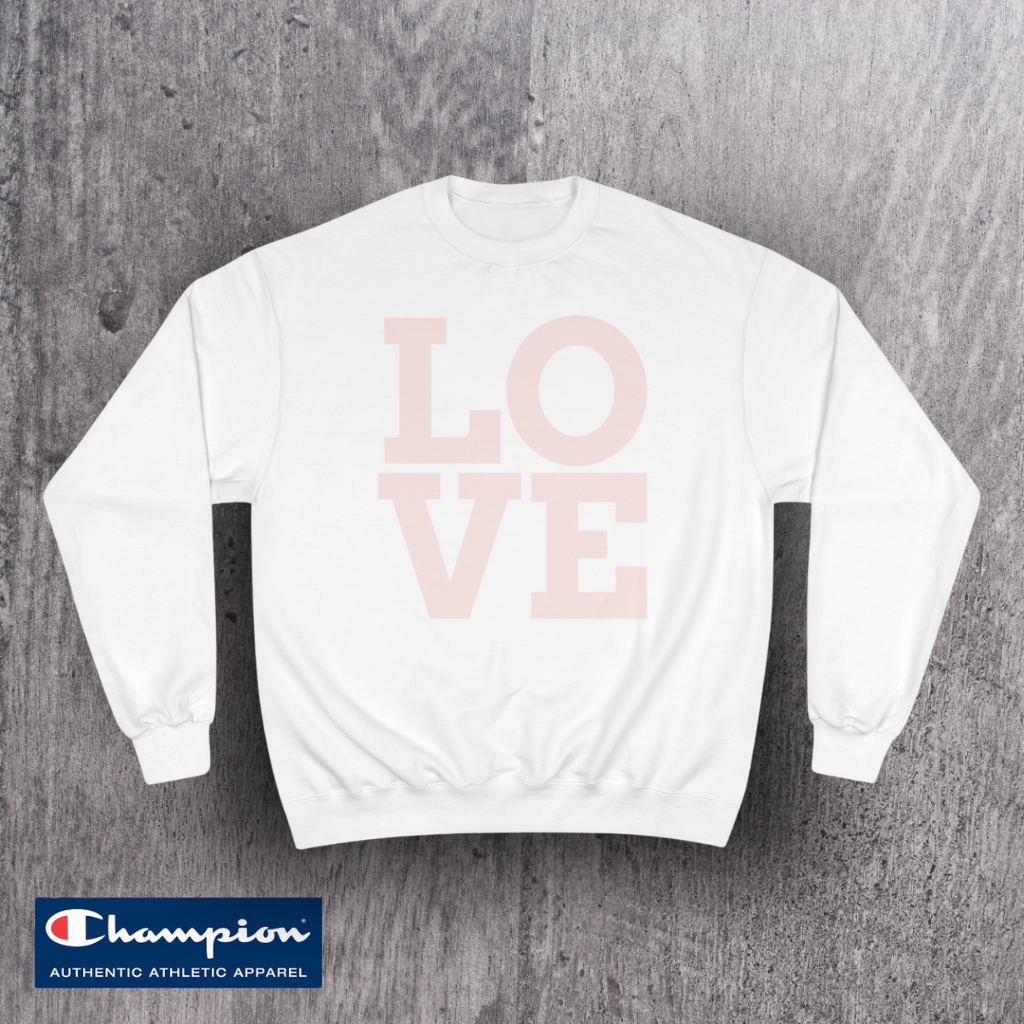 LOVE - Champion Eco Crewneck Sweatshirt: Stylish Comfort with Recycled Polyester Blend